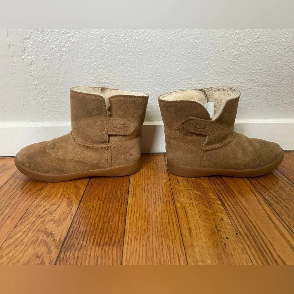 UGG toddler classic